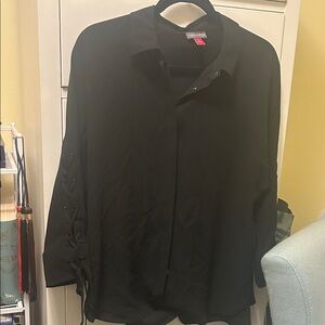 Vince Camuto Black button up shirt